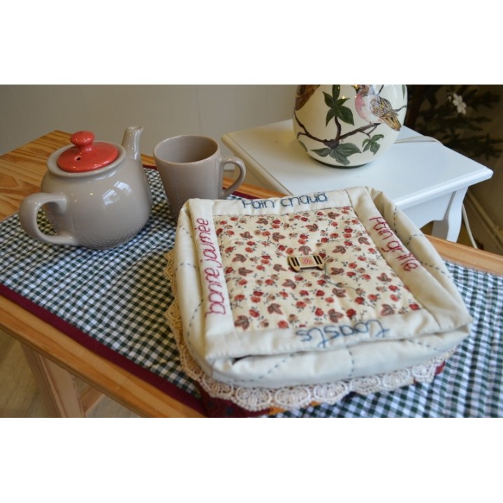 🧵 Corbeille textile à pain patchwork « Assiette de Dresde »