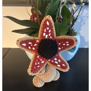 ⭐ Amigurumi « Fleur Carnivore » inspiré du Demogorgon