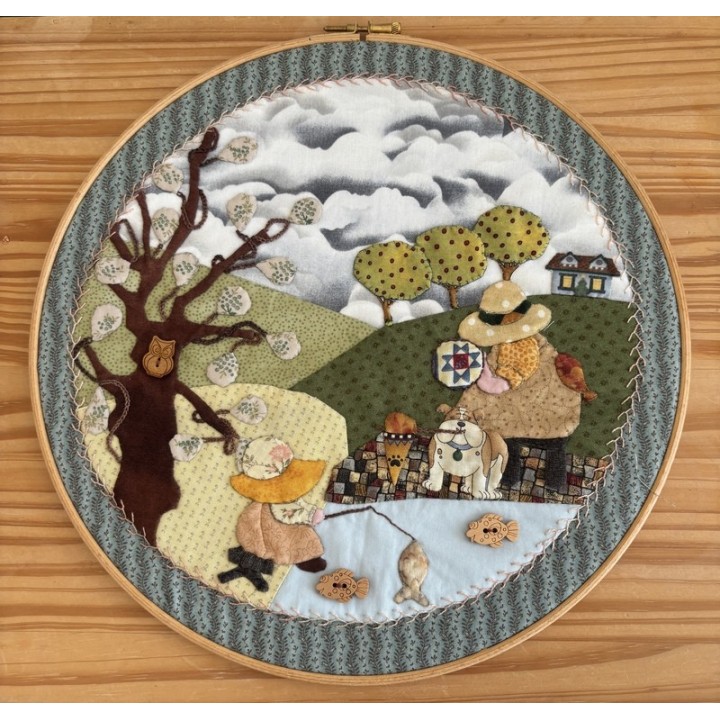 🧵 Tableau textile Sun Bonnet – Promenade au fil de l’eau