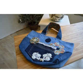 🧵 Sac en jean recyclé brodé - Pièce Unique
